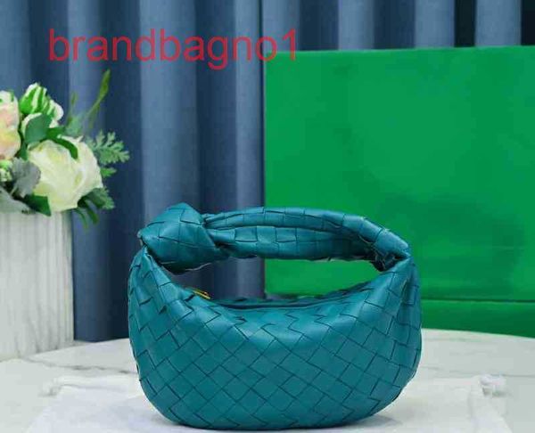 round venetas designer bottegas handbags 2022 bottom jodie woven women's bag napa sheepskin knotted crossbody with the logo
round venetas designer bottegas handbags 2022 bottom jodie woven women's bag napa sheepskin knotted crossbody with the logo
