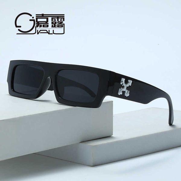 2022 new x-letter small frame fashion sunglasses concave style men's and women's, White;black
2022 new x-letter small frame fashion sunglasses concave style men's and women's, White;black
