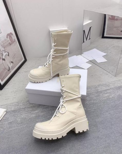 2022 black beige women dress wedding stiletto high heeled party boots autumn genuine leather female martin boots pointed toe design 35-40
2022 black beige women dress wedding stiletto high heeled party boots autumn genuine leather female martin boots pointed toe design 35-40