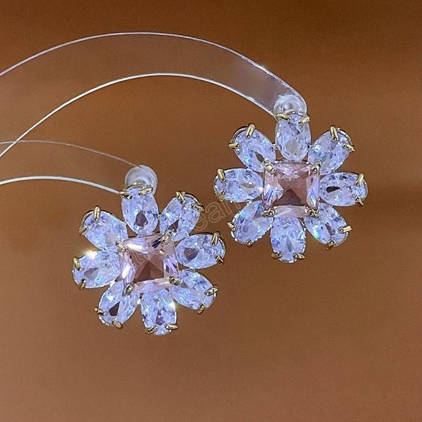 pink flower stud earrings luxury statement 925 silver needle piercing ear stud copper accessories for girls wedding, Golden;silver
pink flower stud earrings luxury statement 925 silver needle piercing ear stud copper accessories for girls wedding, Golden;silver