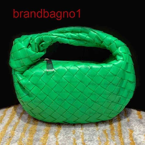 venetas designer colors bottegas cowhide small jodi bag women knot clutch jode s luxury designers bag crossbody with the logo
venetas designer colors bottegas cowhide small jodi bag women knot clutch jode s luxury designers bag crossbody with the logo