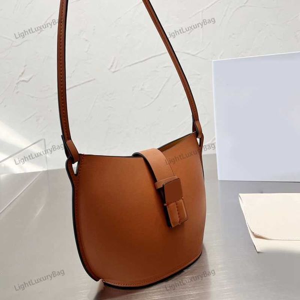 5a bucket shoulder bag designer leather high capacity wallet quality crossbody for women classic famous brand shopping purses 220309
5a bucket shoulder bag designer leather high capacity wallet quality crossbody for women classic famous brand shopping purses 220309