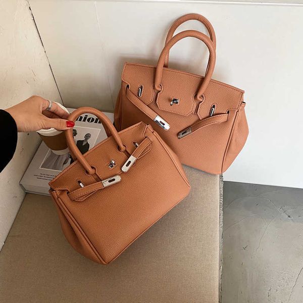 birkins bags luxurys designer herme textural women s 2022 new korean versatile western crossbody one shoulder fashion hand
birkins bags luxurys designer herme textural women s 2022 new korean versatile western crossbody one shoulder fashion hand