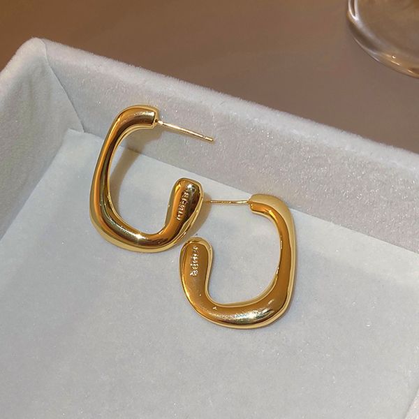 classic gold plated letter c dangle earrings 925 silver needle piercing earrings geometric polished copper accessories for girls
classic gold plated letter c dangle earrings 925 silver needle piercing earrings geometric polished copper accessories for girls