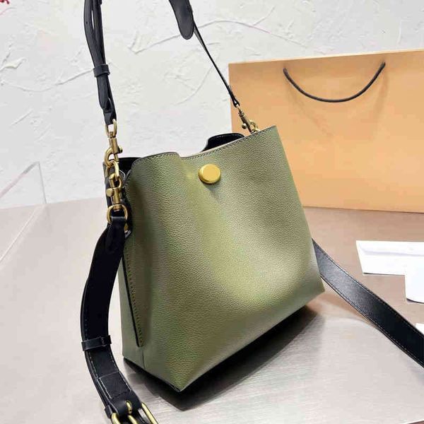 designer luxury women the tote bag fashion versatile handbags shoulder crossbody bags purse telfars totes large capacity saddle wallets 7a v
designer luxury women the tote bag fashion versatile handbags shoulder crossbody bags purse telfars totes large capacity saddle wallets 7a v
