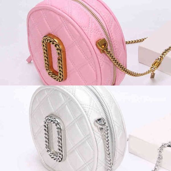 designer handbag handbag luxury designer women's fashion classic style crossbody handbag shoulder carrying handbag wallet wallet
designer handbag handbag luxury designer women's fashion classic style crossbody handbag shoulder carrying handbag wallet wallet