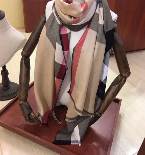 plaid print scarf women autumn and winter versatile scarf warm long shawl, Blue;gray
plaid print scarf women autumn and winter versatile scarf warm long shawl, Blue;gray