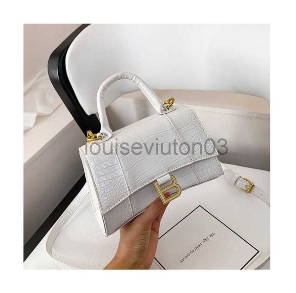 designer balanciagas bag tote shoulder handbag mens womans fashion luxurious crocodile leather retro portable one shoulder messenger small s
designer balanciagas bag tote shoulder handbag mens womans fashion luxurious crocodile leather retro portable one shoulder messenger small s