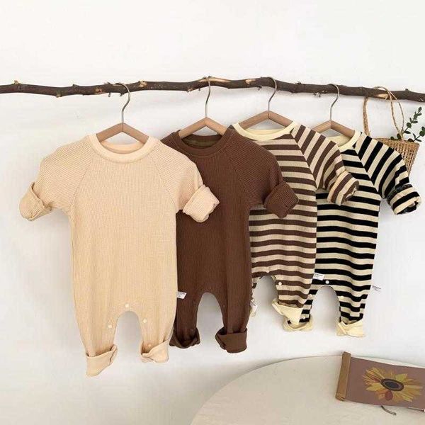rompers 2021 spring autumn fashion new baby clothes boys stripe casual baby girls cute long sleeves jumpsuit romper j220922, Blue
rompers 2021 spring autumn fashion new baby clothes boys stripe casual baby girls cute long sleeves jumpsuit romper j220922, Blue