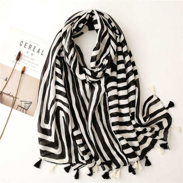 scarves 2021 women geometric stripe print twill cotton thin scarves lady spring winter soft warm silk scarf hijab headwear shawl g220927, Blue;gray
scarves 2021 women geometric stripe print twill cotton thin scarves lady spring winter soft warm silk scarf hijab headwear shawl g220927, Blue;gray