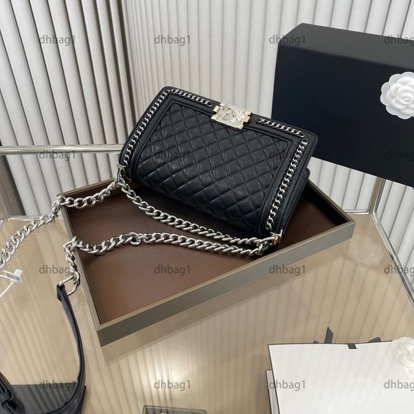women classical diamond buckle crossbody designer trendy flap handbags diamond clamshell wallet black chain hardware artwork vintage one-sho
women classical diamond buckle crossbody designer trendy flap handbags diamond clamshell wallet black chain hardware artwork vintage one-sho