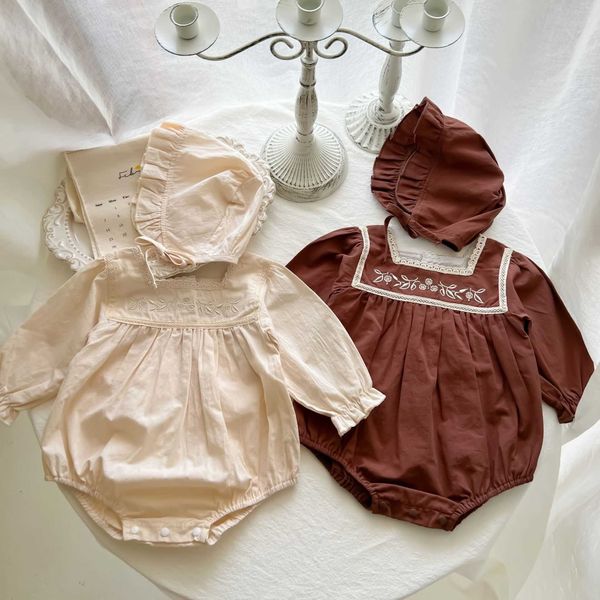 rompers girl retro lace square collar loose autumn bodysuit baby sweet flower cotton princess jumpsuit with girls cap for 03y j220922, Blue
rompers girl retro lace square collar loose autumn bodysuit baby sweet flower cotton princess jumpsuit with girls cap for 03y j220922, Blue