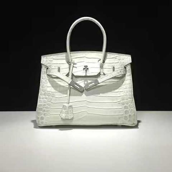 fashion birkins woman herme bag leather portable one shoulder diagonal straddle classic summer large capacity diamond inlaid silver buckle c
fashion birkins woman herme bag leather portable one shoulder diagonal straddle classic summer large capacity diamond inlaid silver buckle c