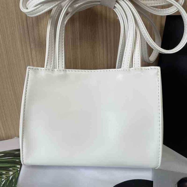 evening bags totes designer women handbag shoulder bag fashion classic embossed letter printing tote bag ladies leather purses 220920
evening bags totes designer women handbag shoulder bag fashion classic embossed letter printing tote bag ladies leather purses 220920