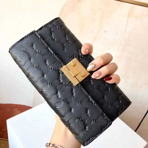 fashion men women purses luxurys designers wallet bags zipper zippy card coin key holders purse wallets leather handbag shoulder bag 2022, Red;black
fashion men women purses luxurys designers wallet bags zipper zippy card coin key holders purse wallets leather handbag shoulder bag 2022, Red;black