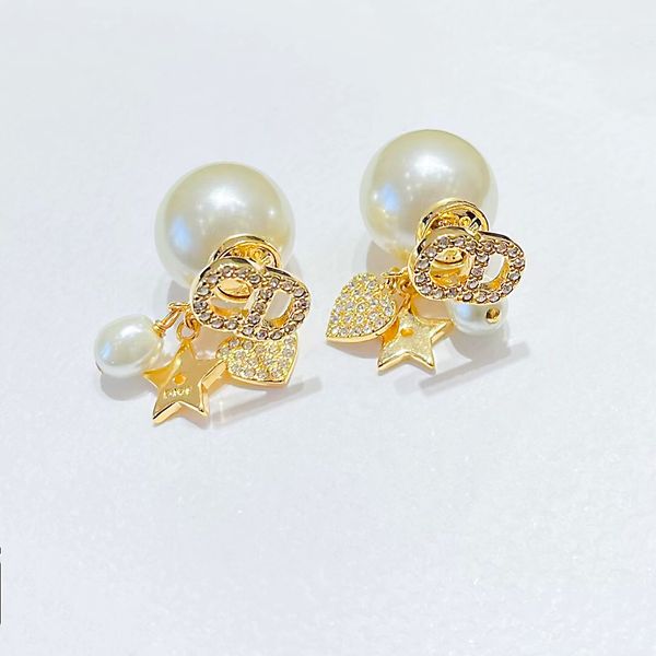7a designer earrings luxury classic pearl stud aaaaa highquality girls 18k valentine's day gift box, Golden;silver
7a designer earrings luxury classic pearl stud aaaaa highquality girls 18k valentine's day gift box, Golden;silver