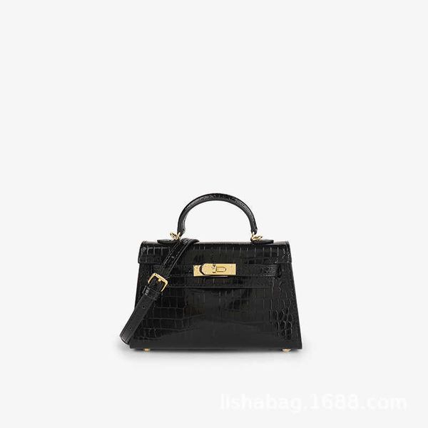 2022 fashion birkins woman herme bag first layer cowhide women 2022 new fahion large capacity lychee pattern leather hand
2022 fashion birkins woman herme bag first layer cowhide women 2022 new fahion large capacity lychee pattern leather hand