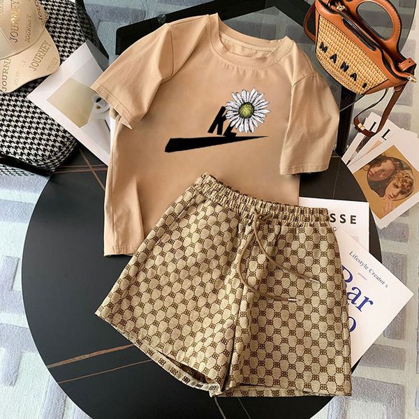 2022 fashion catwalk womens two-piece pants fashion casual sports suit women's summer short sleeved shorts 2-piece loose t-shirt, White
2022 fashion catwalk womens two-piece pants fashion casual sports suit women's summer short sleeved shorts 2-piece loose t-shirt, White