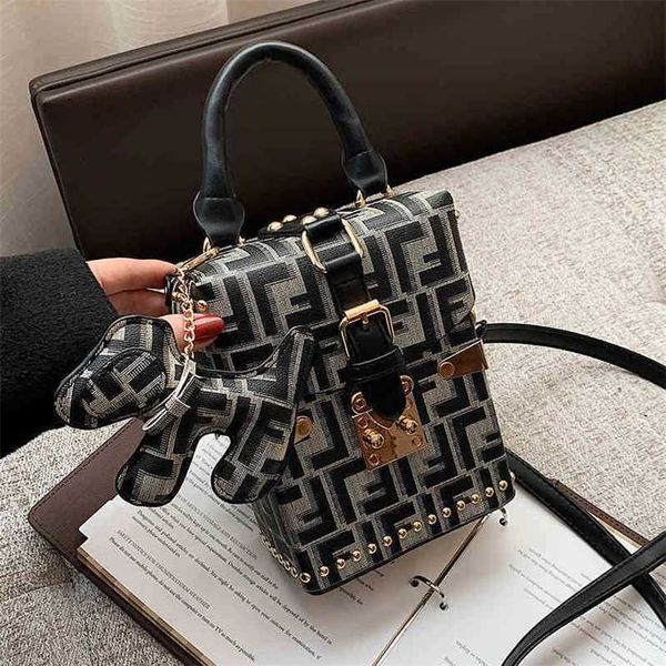 70% off 2023 designer bag luxury hand small suitcase korean versatile net red printing diagonal cross personality women'swdkh
70% off 2023 designer bag luxury hand small suitcase korean versatile net red printing diagonal cross personality women'swdkh
