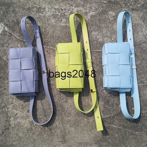 evening bags bottegs v designer small bag womens 22ss new waist handbag leather advanced sense messenger handbags fashion ins french niche w
evening bags bottegs v designer small bag womens 22ss new waist handbag leather advanced sense messenger handbags fashion ins french niche w