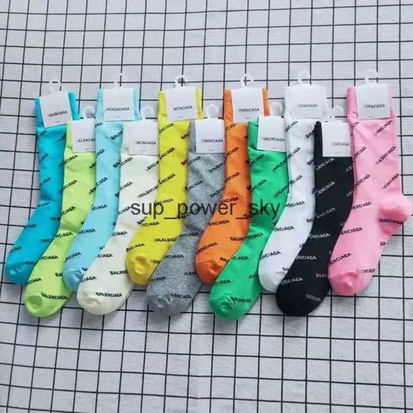 balencaigass designer socks 22ss hosiery autumn paris casual sock letter middle tube women sockings cotton candy color sports socking, Black;white
balencaigass designer socks 22ss hosiery autumn paris casual sock letter middle tube women sockings cotton candy color sports socking, Black;white