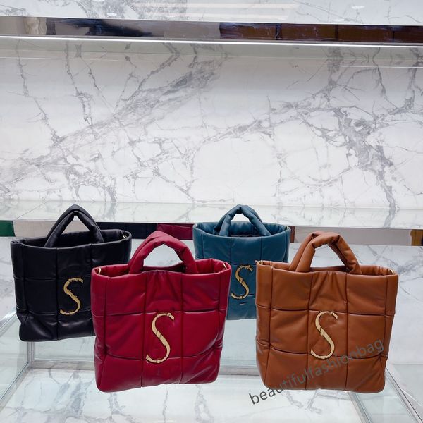 fashion large capacity shopping bag 2022 new rhombus ladies shoulder simple texture nylon cloth handbag wallet tote bag
fashion large capacity shopping bag 2022 new rhombus ladies shoulder simple texture nylon cloth handbag wallet tote bag