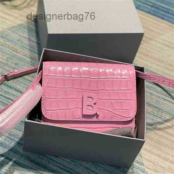 b-family bbalencaigass pattern 2022 crocodiless cowhide b-button hourglass leather women's bean curd bag one shoulder slanting pw01
b-family bbalencaigass pattern 2022 crocodiless cowhide b-button hourglass leather women's bean curd bag one shoulder slanting pw01