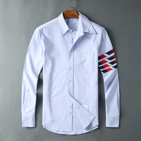 men's casual shirts tb jl oxford textile fashion brand four bars back middle lace left sleeve splice ribbon, White;black
men's casual shirts tb jl oxford textile fashion brand four bars back middle lace left sleeve splice ribbon, White;black
