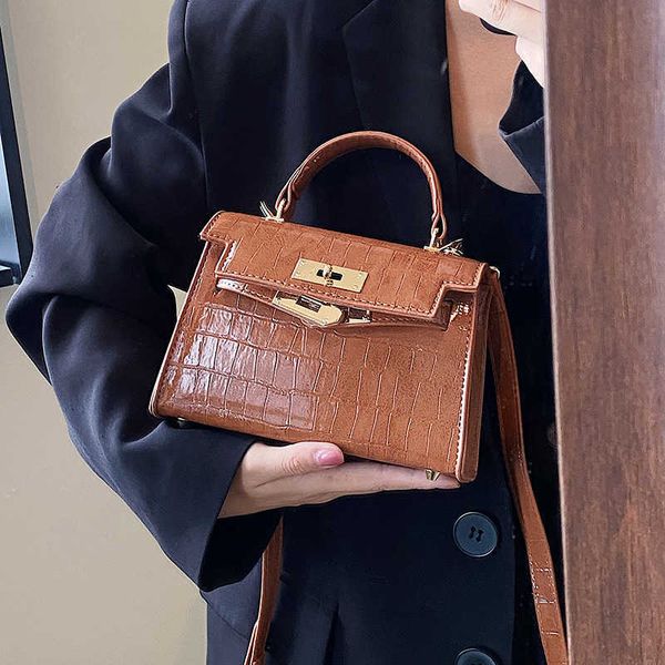 luxurious design bag s herme high light small crowd stone pattern kellies new fashion versatile cross body high sense autumn and winter port
luxurious design bag s herme high light small crowd stone pattern kellies new fashion versatile cross body high sense autumn and winter port