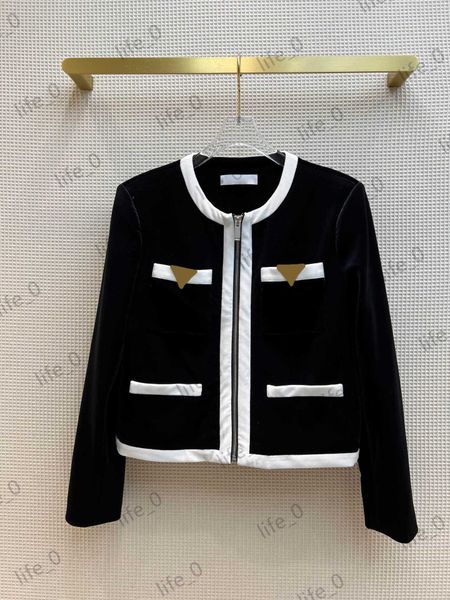 brand women jackets patchwork striped pockets coats round neck zipper short outerwear casual commuter style fashion womens jacket, Black;brown
brand women jackets patchwork striped pockets coats round neck zipper short outerwear casual commuter style fashion womens jacket, Black;brown