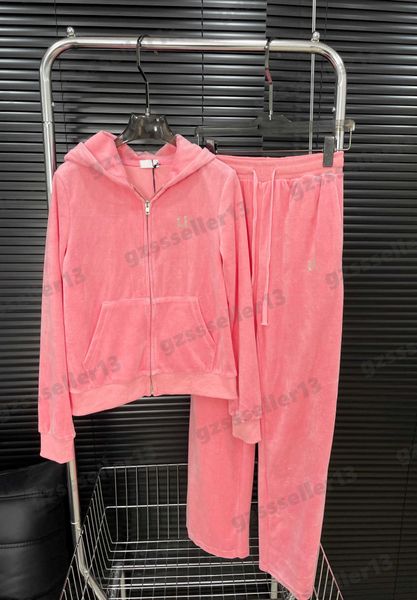 womens tracksuit diamond letter logo print velvet suit designer women clothing jacket sweatshirts and loose fitting pants ropa de mujer 0912, Gray
womens tracksuit diamond letter logo print velvet suit designer women clothing jacket sweatshirts and loose fitting pants ropa de mujer 0912, Gray