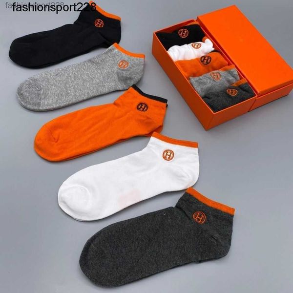 designer socks h brand new letter embroidered men women fashion short socks, White;pink
designer socks h brand new letter embroidered men women fashion short socks, White;pink