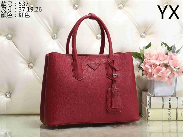 women luxurys designers bags genuine leather lady handbags messenger crossbody shoulder bag totes wallet backpack
women luxurys designers bags genuine leather lady handbags messenger crossbody shoulder bag totes wallet backpack