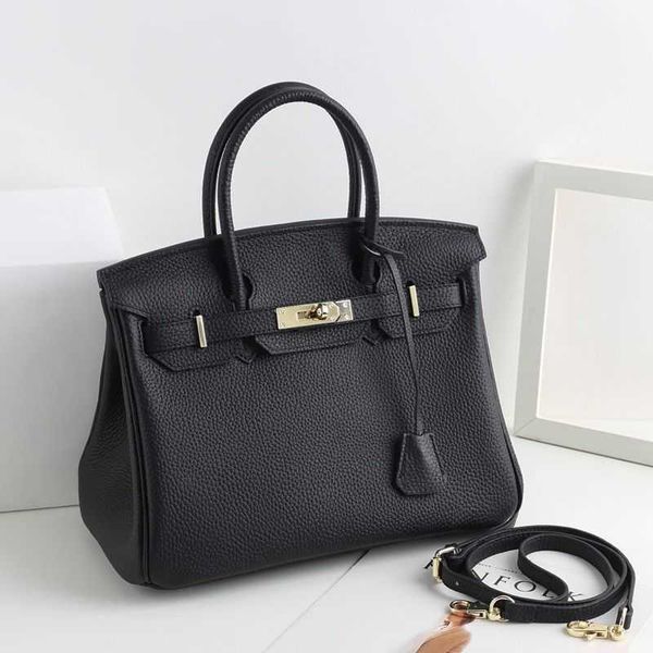 fashion birkins woman herme bag first layer real cow leather kellies women s new large capacity fashion trend one shoulder portable litchi p
fashion birkins woman herme bag first layer real cow leather kellies women s new large capacity fashion trend one shoulder portable litchi p