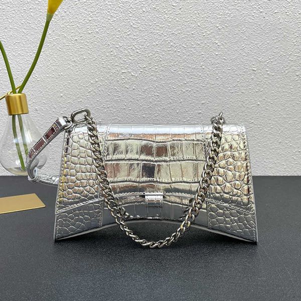 balencig as bag women hourglass half month crossbody bags genuine leather fashion letters shoulder bag plain chain cluth wallets crocodile 3
balencig as bag women hourglass half month crossbody bags genuine leather fashion letters shoulder bag plain chain cluth wallets crocodile 3