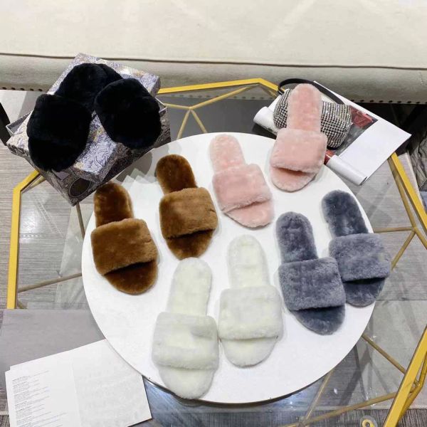 2021 new wool slippers autumn winter indoor warm womens slippers solid color comfortable fluffy soft fur slippers 35-42, Black
2021 new wool slippers autumn winter indoor warm womens slippers solid color comfortable fluffy soft fur slippers 35-42, Black