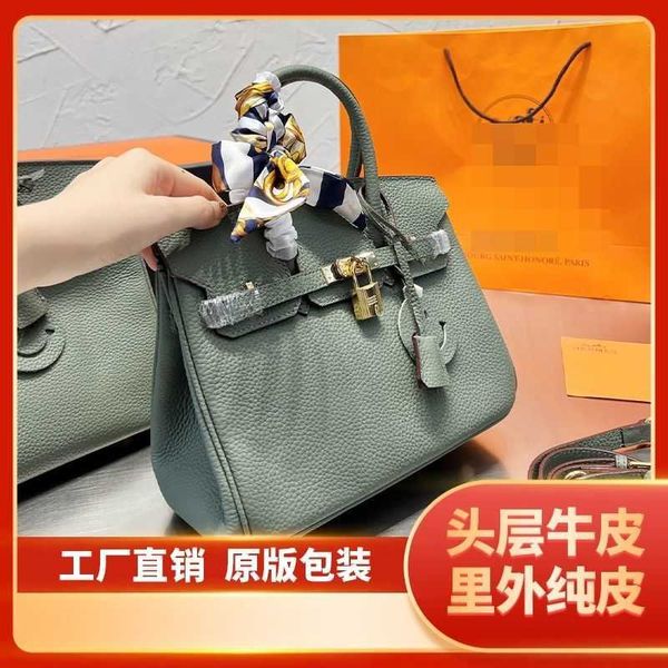 fashion birkins woman herme bag luxurious hand messenger pure leather pure inside and outside bao s original laser hardware
fashion birkins woman herme bag luxurious hand messenger pure leather pure inside and outside bao s original laser hardware