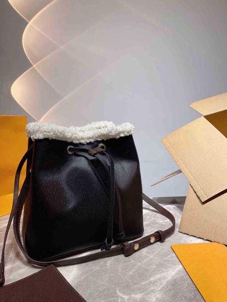 louisity designer luxury bag louiss handbags the totes bags for womens crossbody handbag loulou lvs shoulder pursest louiseity 1 viutonity 7
louisity designer luxury bag louiss handbags the totes bags for womens crossbody handbag loulou lvs shoulder pursest louiseity 1 viutonity 7