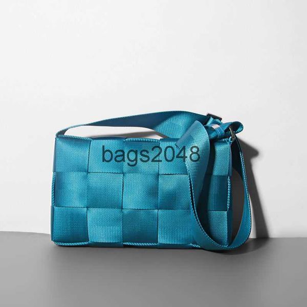 evening bags bottegs v designer canvas woven bag womens 2022 spring summer new minority cassette pillow small square handbag single shoulder
evening bags bottegs v designer canvas woven bag womens 2022 spring summer new minority cassette pillow small square handbag single shoulder