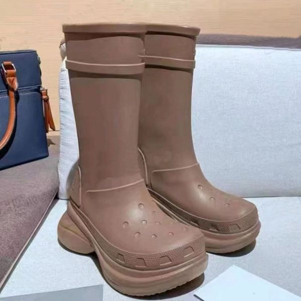 women designer boot croc boots rain rubber winter rainboots platform ankle slip-on half pink black green focalistic outdoor luxury size 35-4
women designer boot croc boots rain rubber winter rainboots platform ankle slip-on half pink black green focalistic outdoor luxury size 35-4