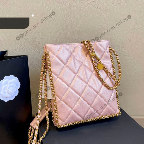 fashion women french shopping tote bag grained caviar cowhide gold-tone hardware designer handbag gold coin chain portable sacoche outdoor s
fashion women french shopping tote bag grained caviar cowhide gold-tone hardware designer handbag gold coin chain portable sacoche outdoor s