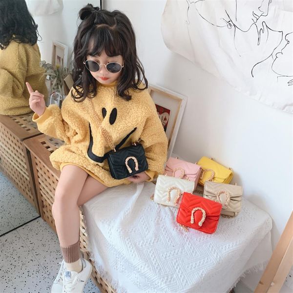 cute girls princess handbags fashion kids metal chain one-shoulder bag chldren metal buckle messenger bag accessories purse s662231z, Black
cute girls princess handbags fashion kids metal chain one-shoulder bag chldren metal buckle messenger bag accessories purse s662231z, Black