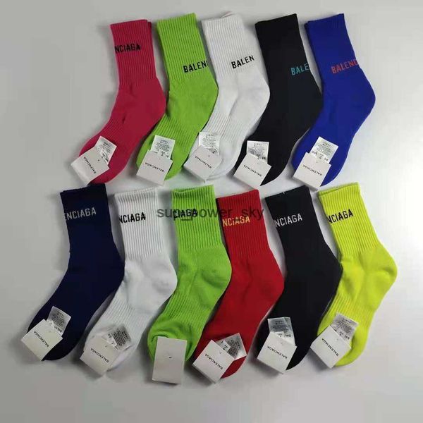 balencaigass designer socks new 22ss hosiery letter aristocratic sock candy color medium tube spring autumn towel bottom ins couple leisure, Black;white
balencaigass designer socks new 22ss hosiery letter aristocratic sock candy color medium tube spring autumn towel bottom ins couple leisure, Black;white