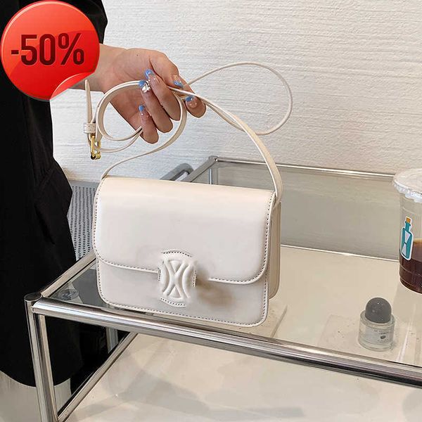 designer bags triumphal arch tofu 2022 new plain simple small square one shoulder msenger bag mini summer women's factory direct sale p
designer bags triumphal arch tofu 2022 new plain simple small square one shoulder msenger bag mini summer women's factory direct sale p