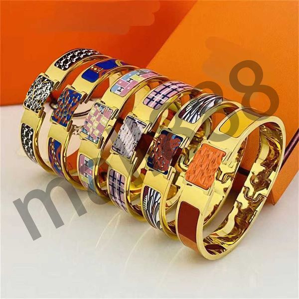 fashion female pattern letter bangle bracelets enamel cuff bangles bracelet luxury jewelry design bracelet 18k plated gold superior quality, Black
fashion female pattern letter bangle bracelets enamel cuff bangles bracelet luxury jewelry design bracelet 18k plated gold superior quality, Black