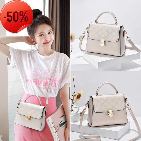 designer bags for women 2022 new fashion brand texture niche net red 's triumphal arch single shoulder cross factory direct sale purses
designer bags for women 2022 new fashion brand texture niche net red 's triumphal arch single shoulder cross factory direct sale purses