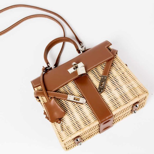fashion women herme totes bags cowskin genuine leather handbag new second generation versatile mini kellies
fashion women herme totes bags cowskin genuine leather handbag new second generation versatile mini kellies