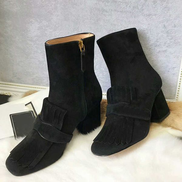 luxury designer womens ankle boots fashion tassel bootie classic button genuine leather shoes .5cm chunky heel women shoe size, Black
luxury designer womens ankle boots fashion tassel bootie classic button genuine leather shoes .5cm chunky heel women shoe size, Black