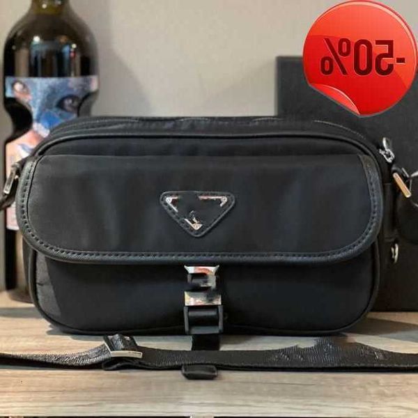 designer bag canvas camera shoulder msenger high-end gift box p family trend fashion new generation men factory direct sale
designer bag canvas camera shoulder msenger high-end gift box p family trend fashion new generation men factory direct sale