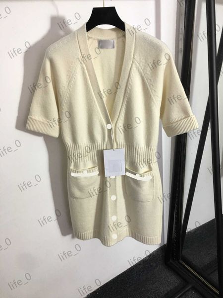 women designer casual dresses brand single button waist half sleeve dresses v-neck pockets dress elegant temperament womens designer clothin, Black;gray
women designer casual dresses brand single button waist half sleeve dresses v-neck pockets dress elegant temperament womens designer clothin, Black;gray